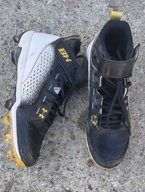Under Armour BH Cleats